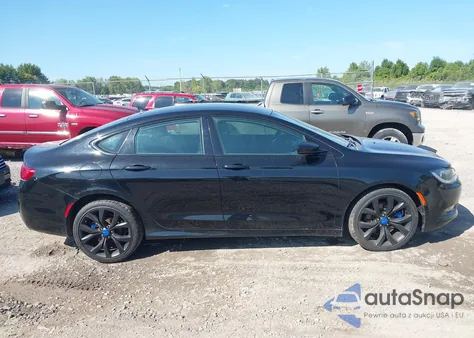 2015 Chrysler 200 S z USA, uszkodzony, nr VIN 1C3CCCDG3FN615834